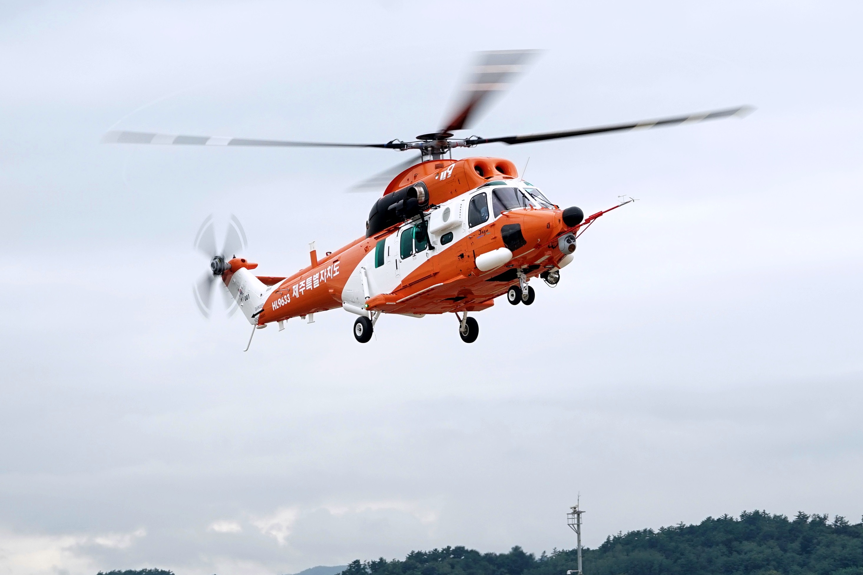 제주도소방안전본부가 운용하는 소방 헬기 ‘한라매’