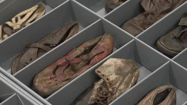 아우슈비츠에 희생된 아이들 ‘신발’