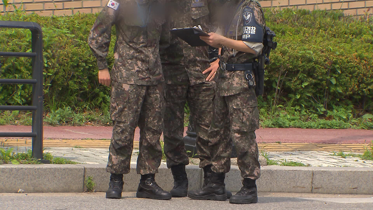 ‘암구호’ 사채업자에게 넘기고 돈 빌린 군인들 수사 중