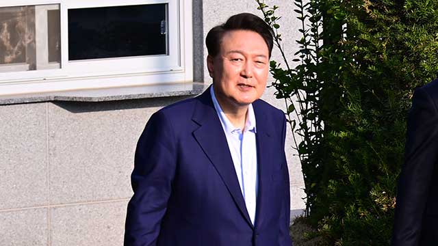 윤 전 대통령, 파면 일주일 만에 관저 퇴거…“자유와 번영 위해 힘써달라”