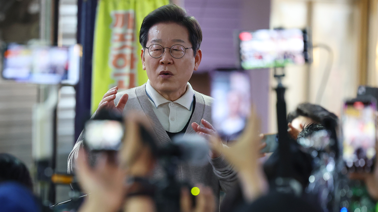 이재명, ‘험지’ 경북 경청 투어…민주당 “김·한 권력투쟁”