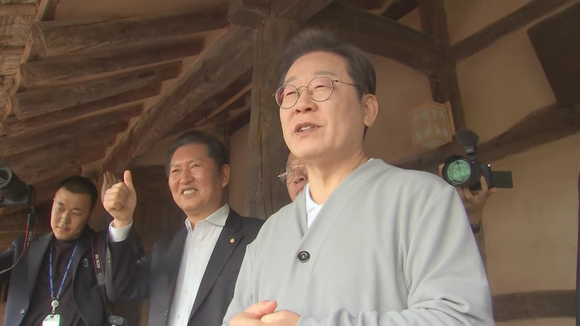 이재명, 전남서 경청투어 마무리<br>…민주당 “김문수, 윤석열 아바타”