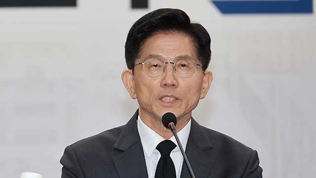 김문수 “규제혁신처 신설·전문직 주 52시간 예외” 경제 공약 발표
