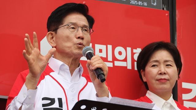 김문수 “규제혁신처 신설·전문직 주 52시간 예외” 경제 공약 발표