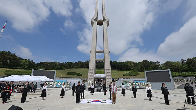 이주호 대행 “오월 정신 되살려 국민통합 길 열어야”