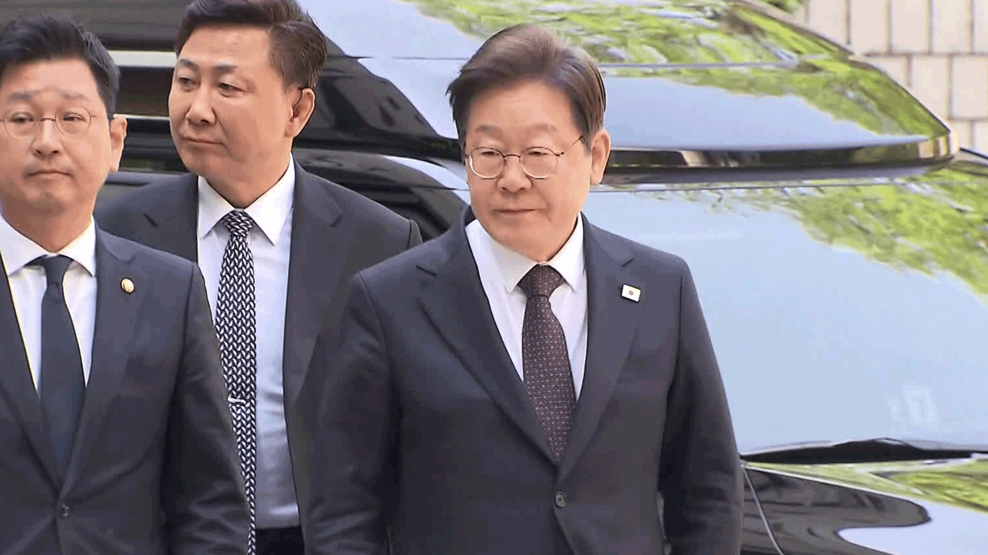 이 대통령 대장동 재판도 기일 <br>추후지정…“헌법 84조 적용”