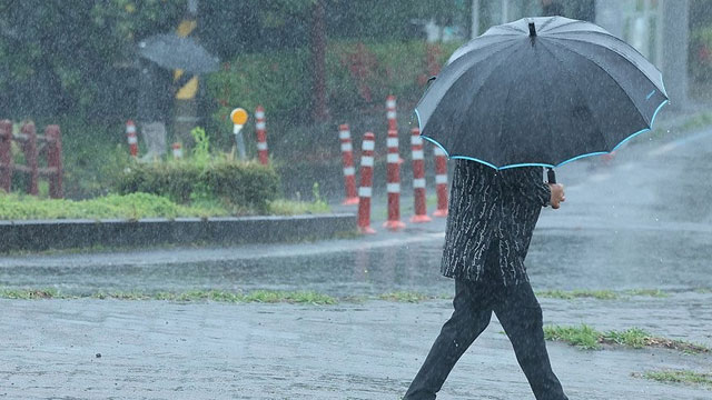 중대본 “장맛비로 주민 109명 일시 대피…시설 피해·통제 잇따라”