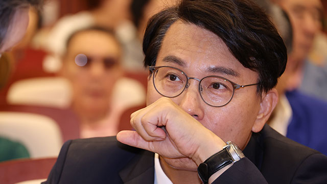 김건희 특검, ‘윤석열 부부 공천개입 공범’ 의혹…윤상현 의원 소환조사