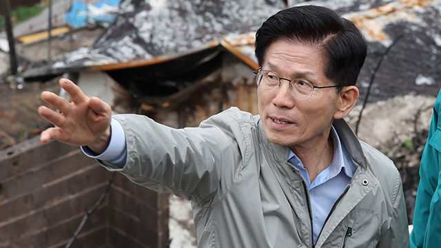 김문수 “전당대회 개최 이유 밝히길”…지도부 “단일화 경우의 수 예상한 것”