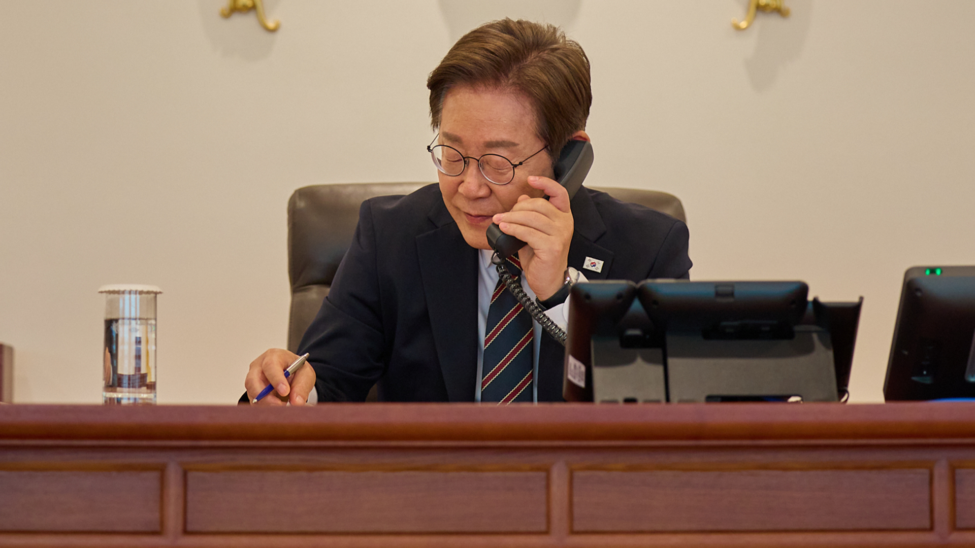 이 대통령 “속도감 있게 추경 편성”…한일정상 첫 통화