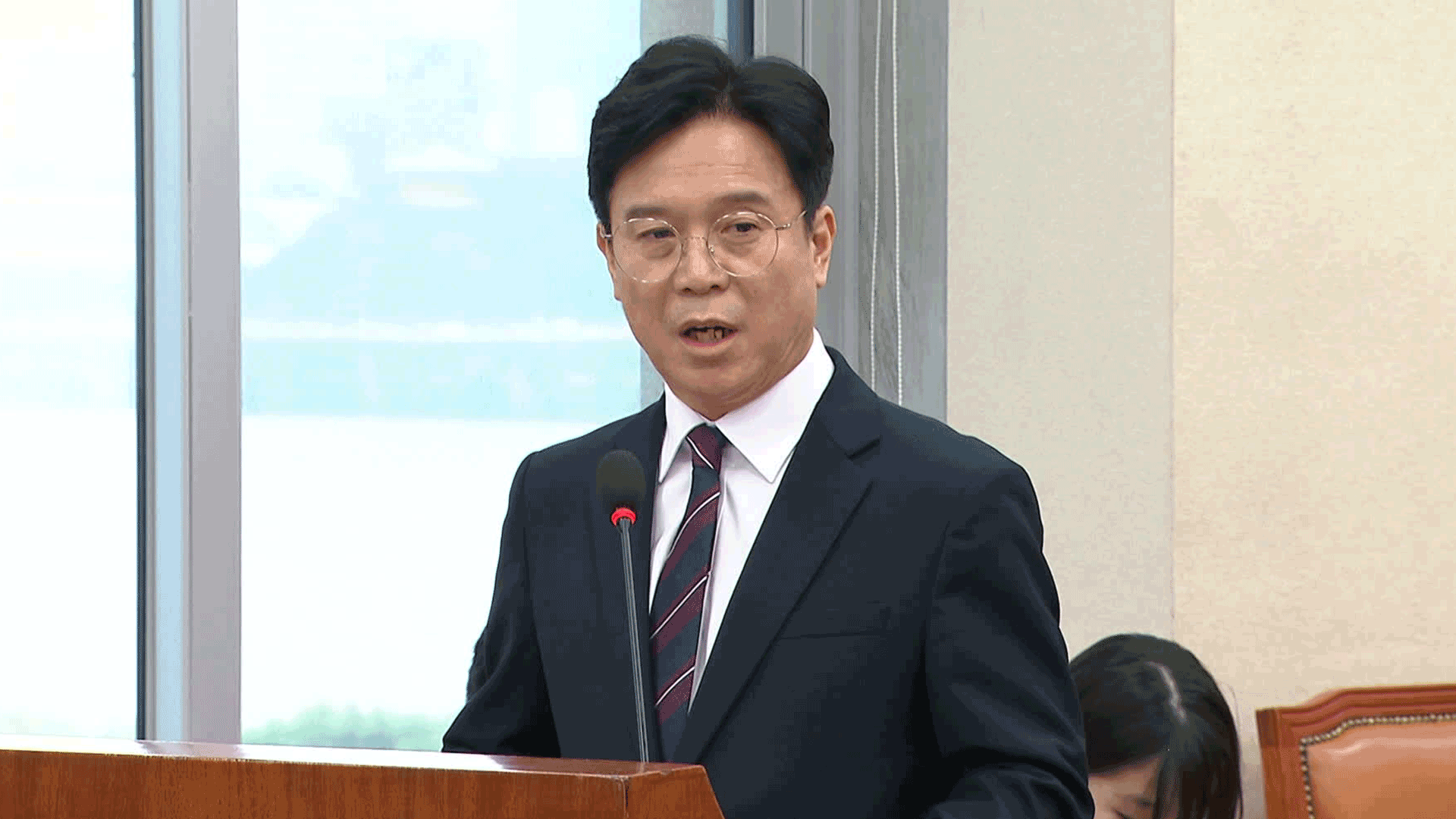 김영훈 후보자 “임명되면 곧 노란봉투법 추진”…‘주적’ 공방에 야당 퇴장도 기사 이미지
