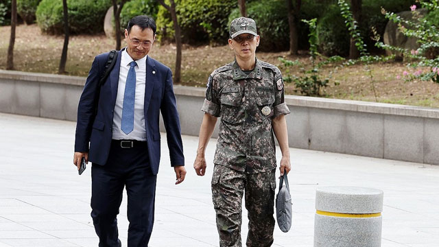 특검, ‘무인기 의혹’ 김용대·이승오 소환